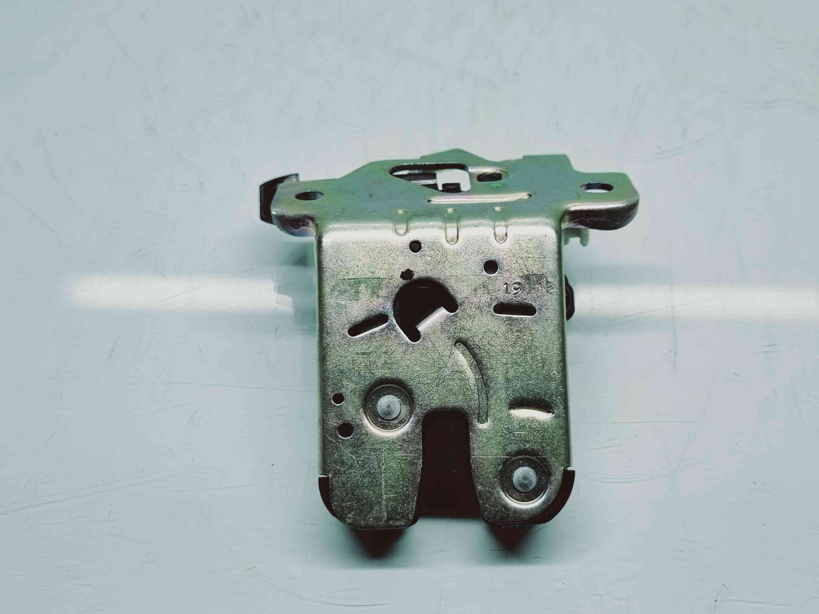 Broasca capota spate Audi A4 (8W2, B9) [Fabr 2015-2023] 3G0827503A - imagine 1