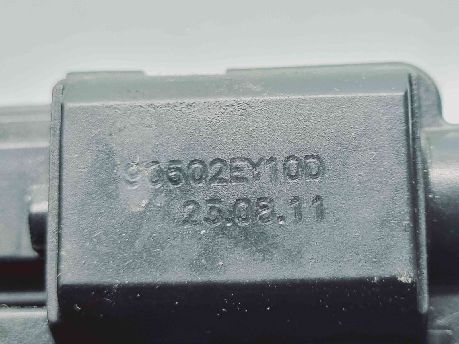 Broasca haion Nissan Qashqai [Fabr 2007-2014] 90502EY10D - imagine 2