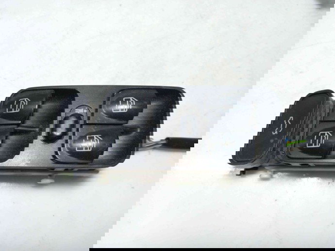 Butoane comanda geamuri sofer Mercedes C220 (W203) 2.2 CDI A2038200110 2000-2007