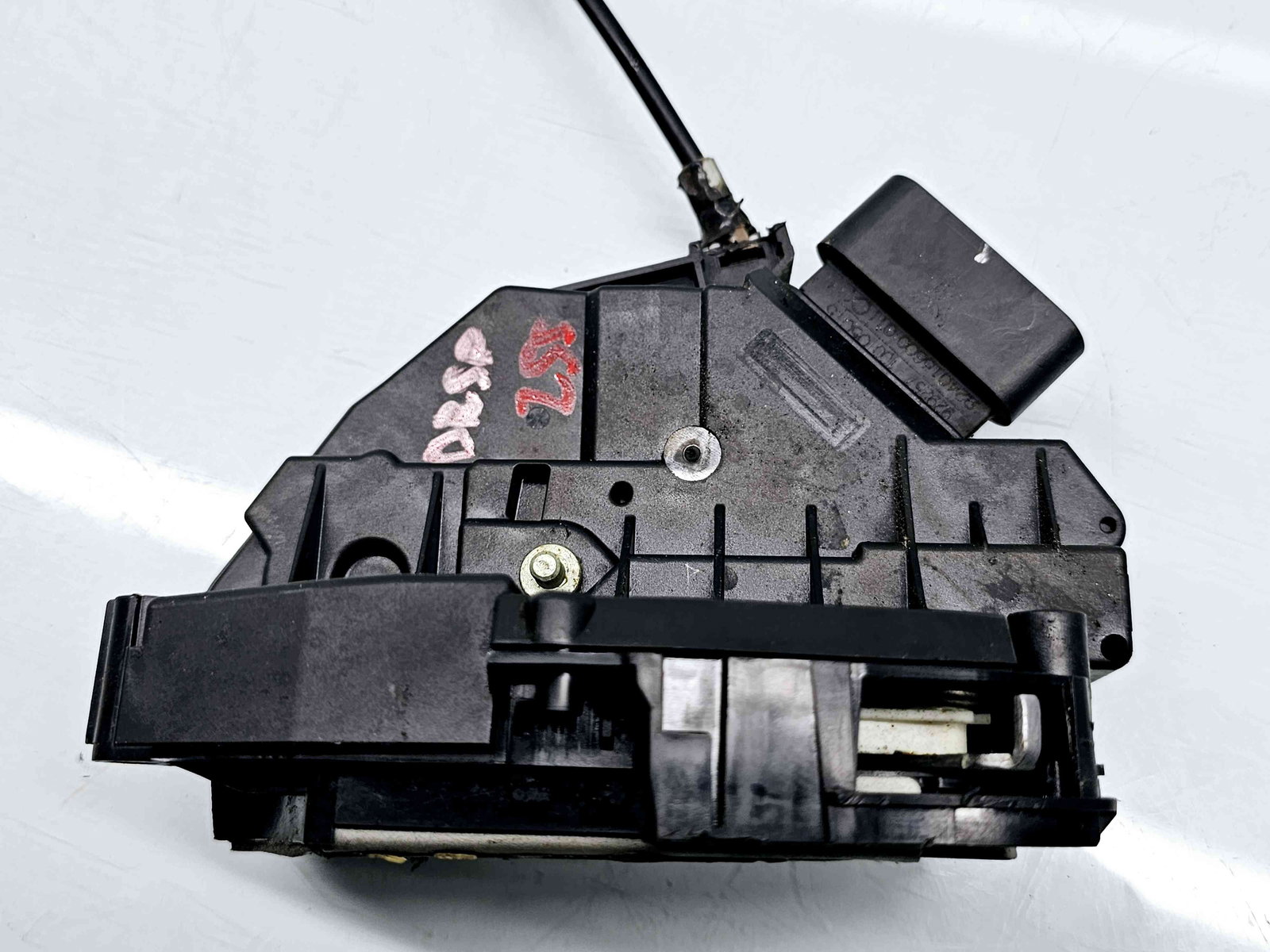 Broasca usa dreapta spate Ford Mondeo 5 Sedan [Fabr 2014-2022] BM5A-A26412-CE - imagine 4