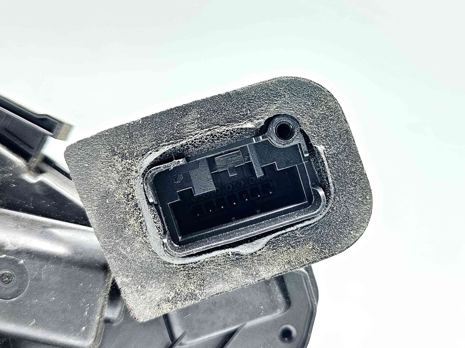 Broasca usa dreapta spate Skoda Yeti (5L) [Fabr 2009-2020] 5E0839016 - imagine 4