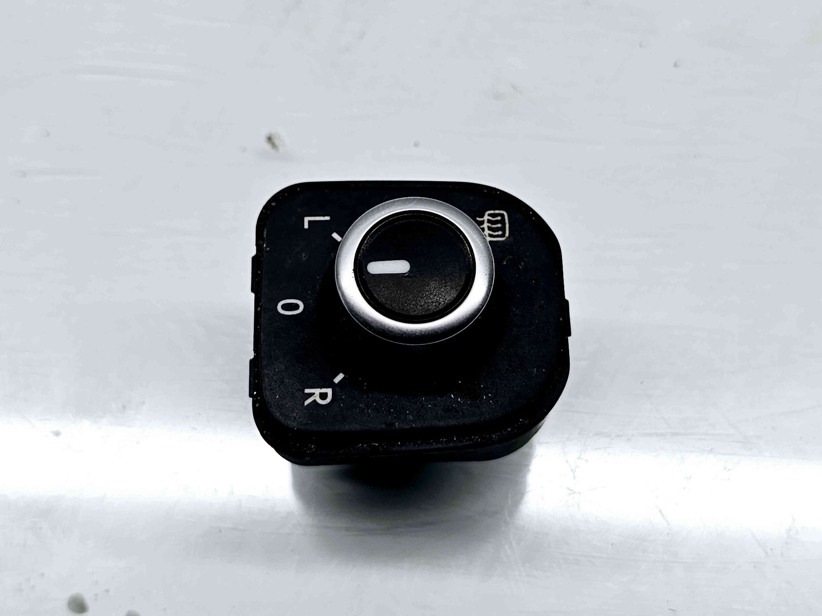 Buton reglaj oglinzi Volkswagen Passat CC (358) Facelift [Fabr 2012-2016] 5K2959565