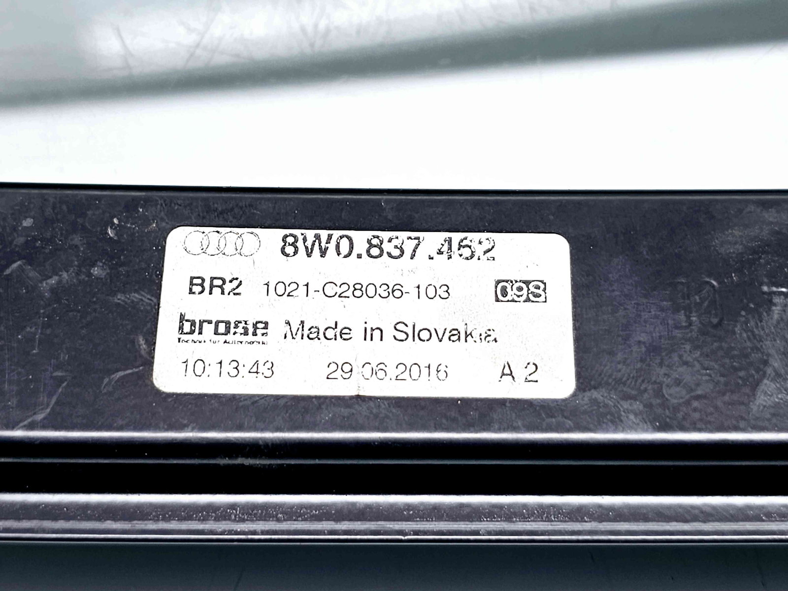 Macara electrica geam dreapta fata Audi A4 (8W2, B9) [Fabr 2015-2023] 8W0837462 - imagine 3