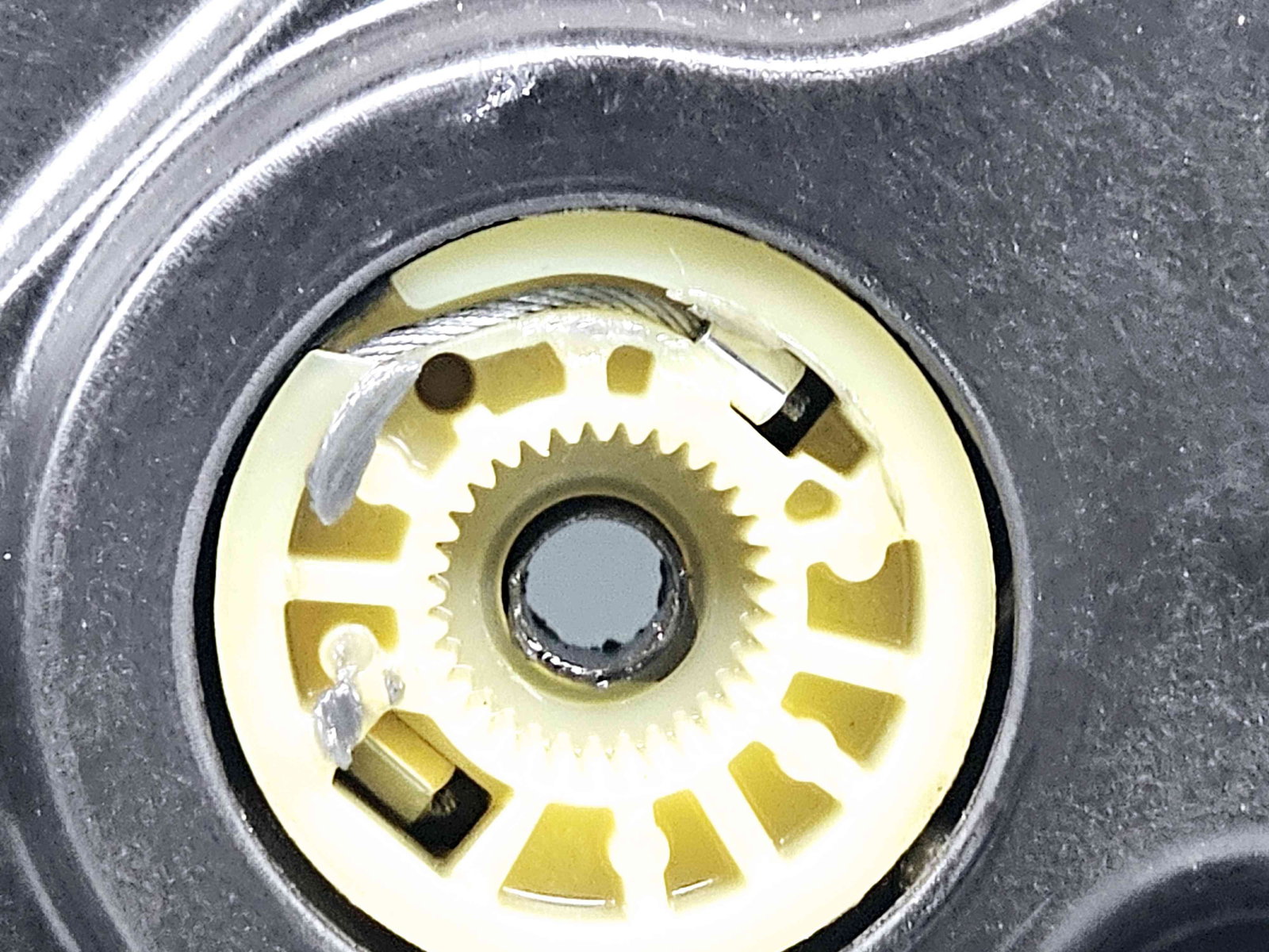 Macara electrica geam dreapta spate Volkswagen Passat CC (358) Facelift [Fabr 2012-2016] 3C8839756D - imagine 2