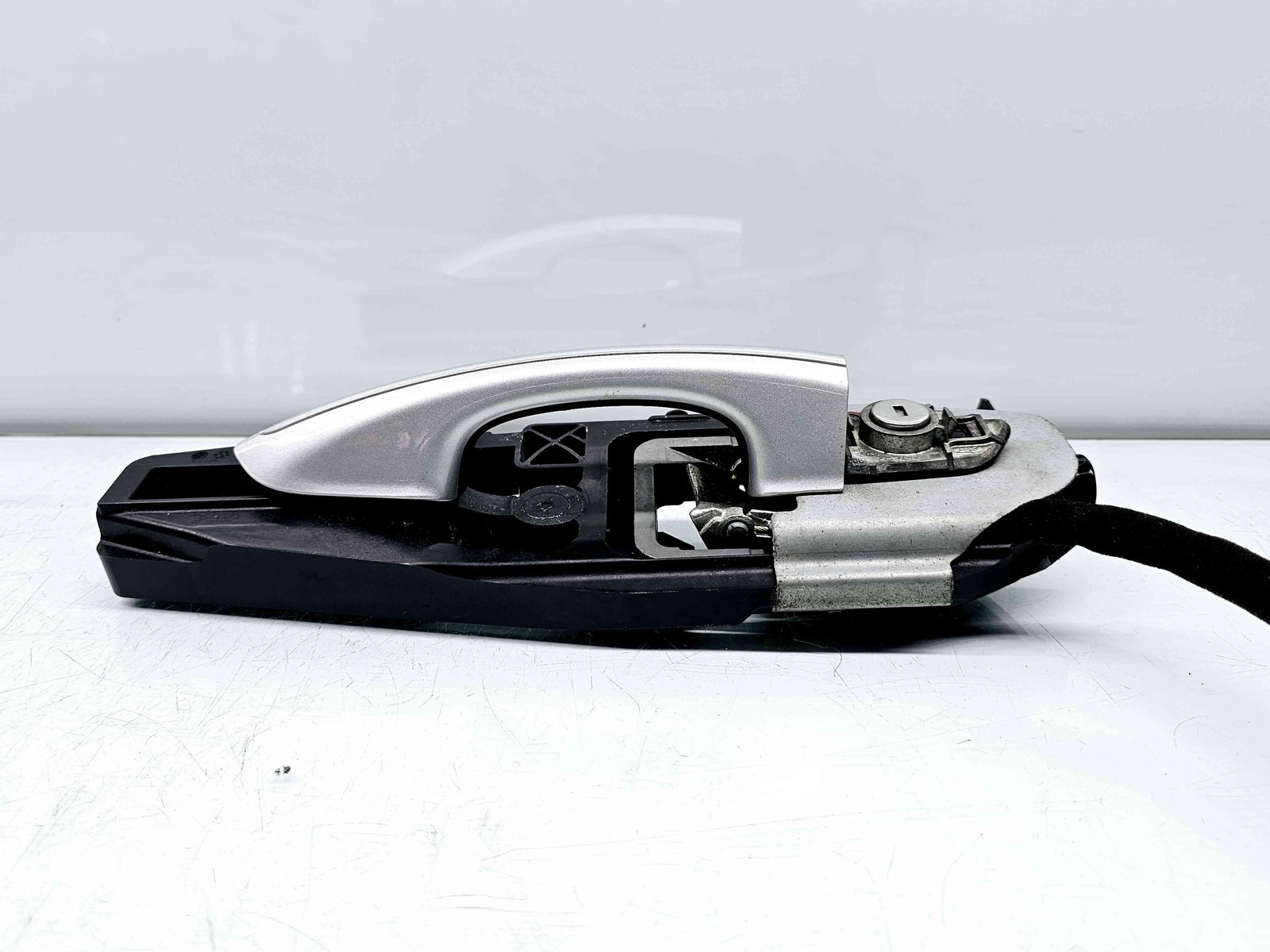 Maner usa dreapta fata Ford Mondeo 5 Sedan [Fabr 2014-2022] Moondust Silver Metc - imagine 2