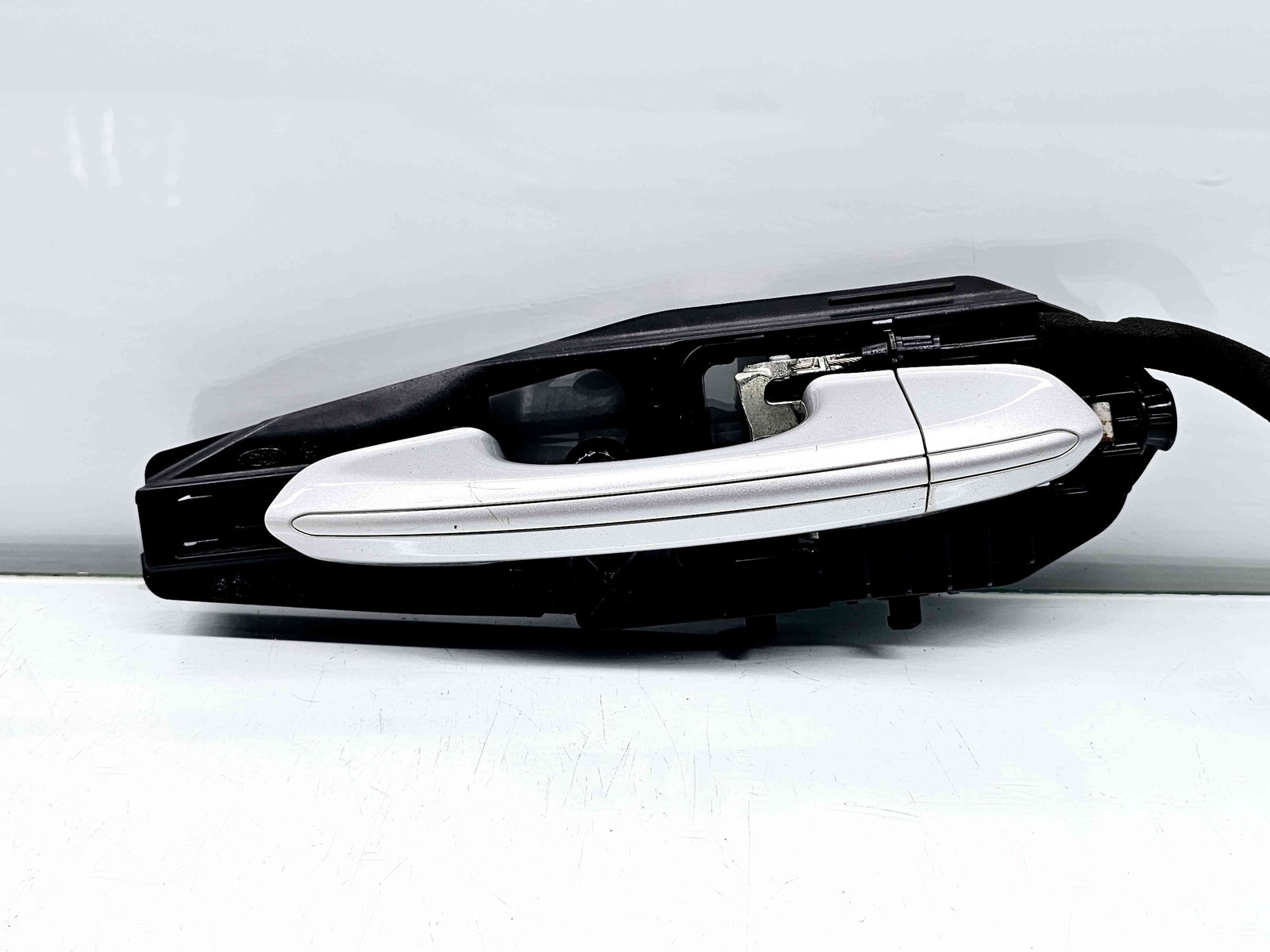 Maner usa stanga fata Ford Mondeo 5 Sedan [Fabr 2014-2022] Moondust Silver Metc - imagine 1