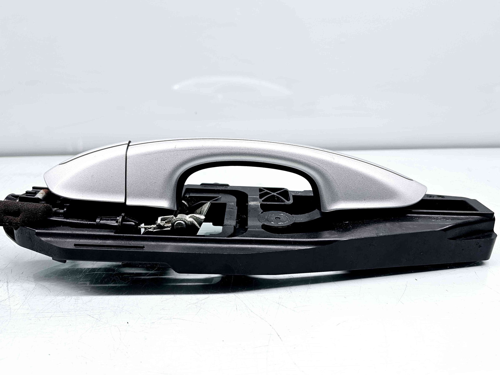 Maner usa stanga fata Ford Mondeo 5 Sedan [Fabr 2014-2022] Moondust Silver Metc - imagine 3