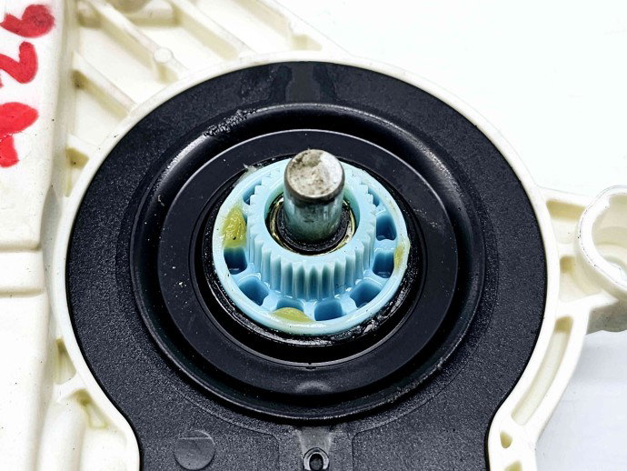 Motoras geam dreapta spate Audi A5 Sportback (8TA) [Fabr 2009-2015] 8K0959801A