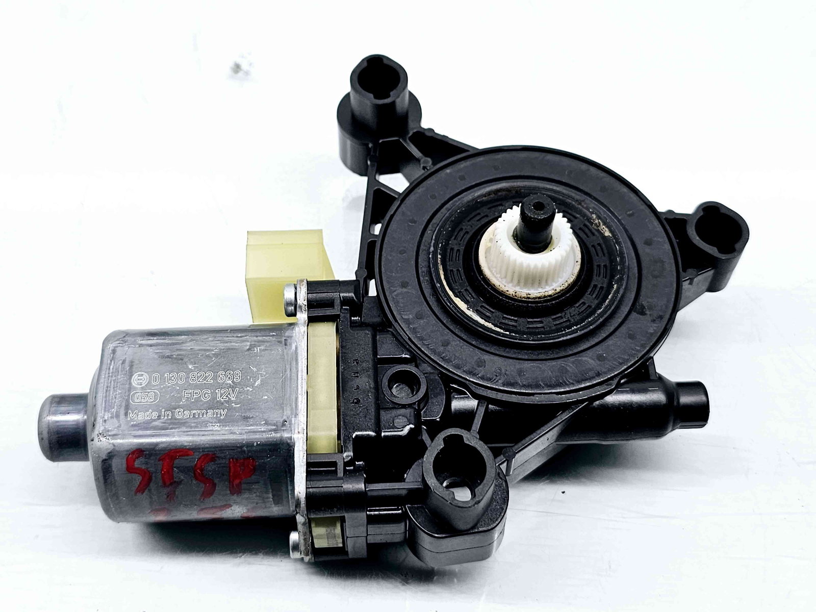 Motoras geam stanga spate Audi A4 (8W2, B9) [Fabr 2015-2023] 8W0959811 - imagine 2