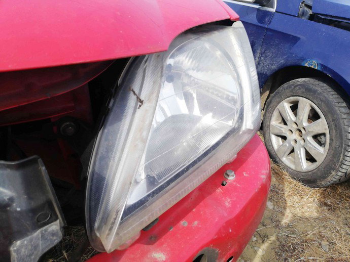 Far stanga Dacia Logan 1.5 DCI OEM 2004-2012