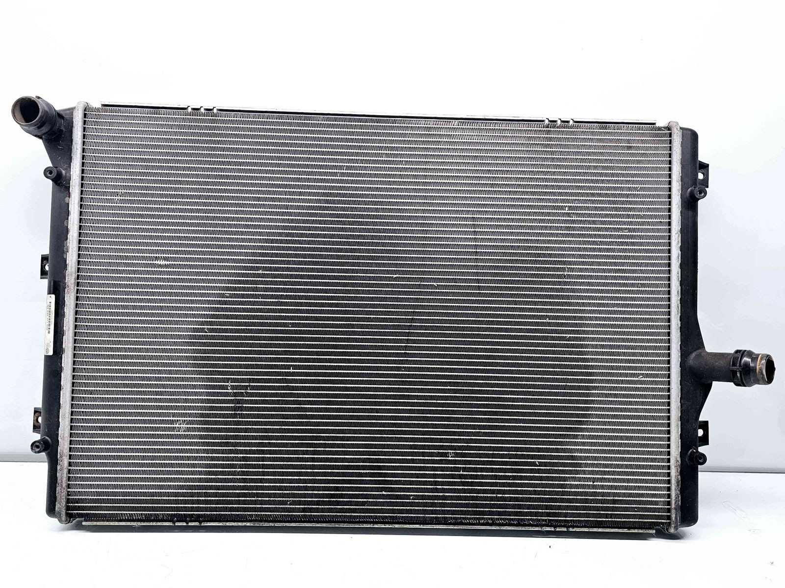 Radiator apa Volkswagen Passat CC (357) [Fabr 2008-2012] 3C0121253AR 2.0 TDI CFFB 103KW / 140CP 2.0 TDI CFFB 103KW / 140CP