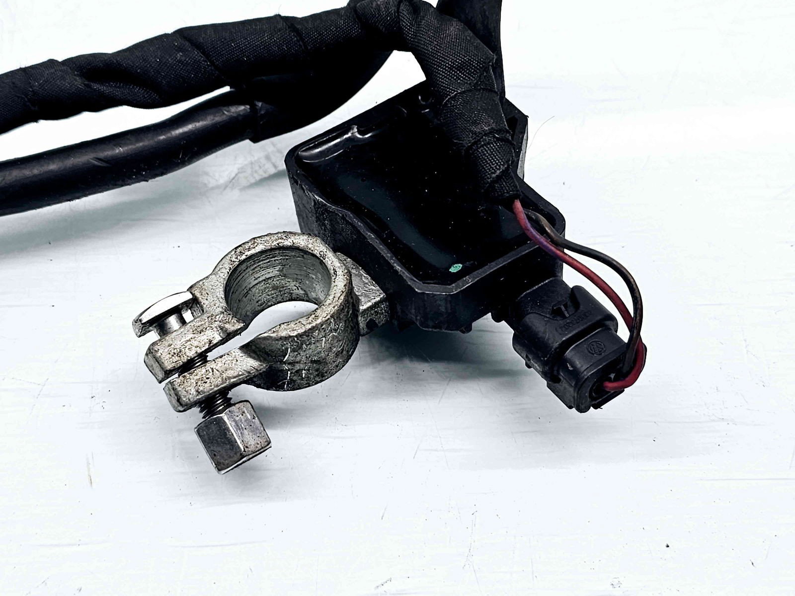 Borna baterie (-) Volkswagen Tiguan (5N) [Fabr 2007-2016] 1K0915181H - imagine 5