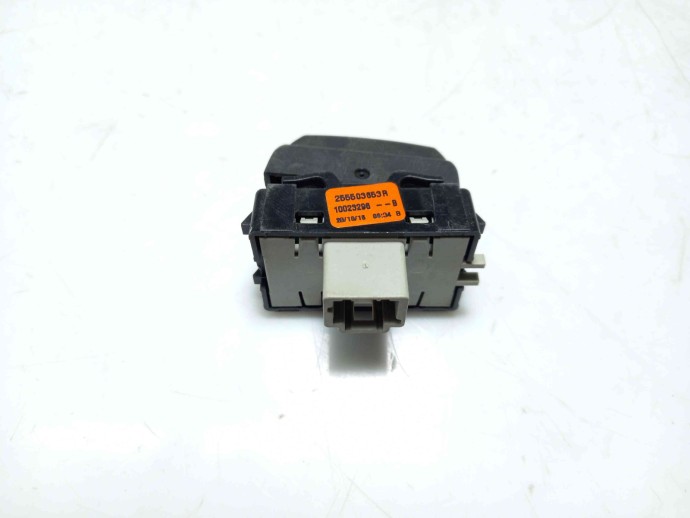 Buton tempomat Dacia Duster  SD 1.6 SCe 255503653R 2010-2017