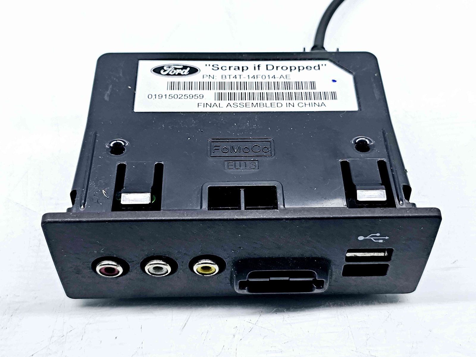 Conector auxiliar USB Ford Mondeo 5 Sedan [Fabr 2014-2022] BT4T-14F014-AE - imagine 2