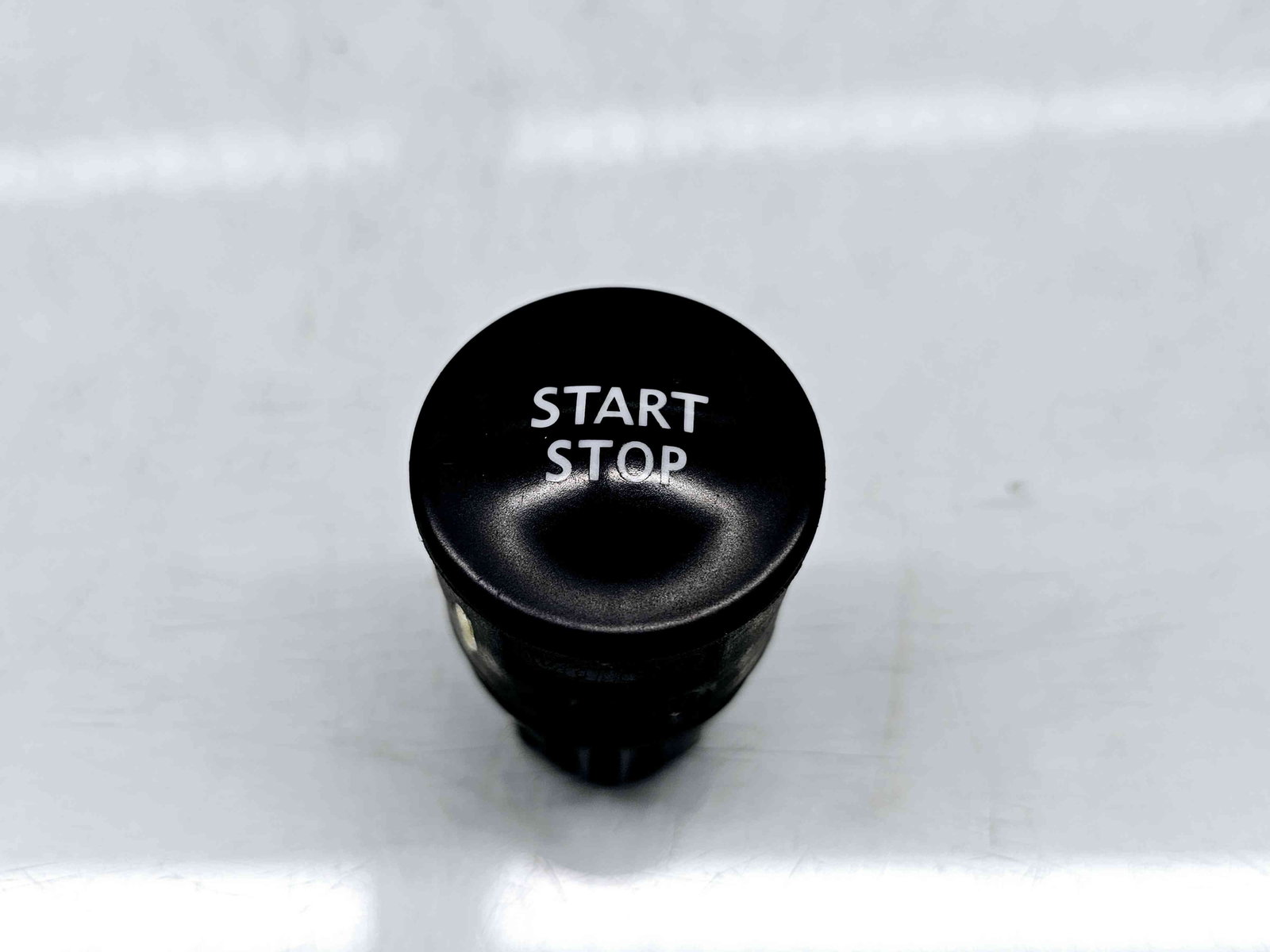 Buton START/STOP Renault Megane 3 Combi [Fabr 2008-2015] 506978R - imagine 2