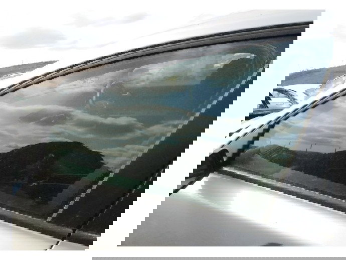 Geam usa stanga fata Volvo S40 2.0 diesel OEM 2004-2012