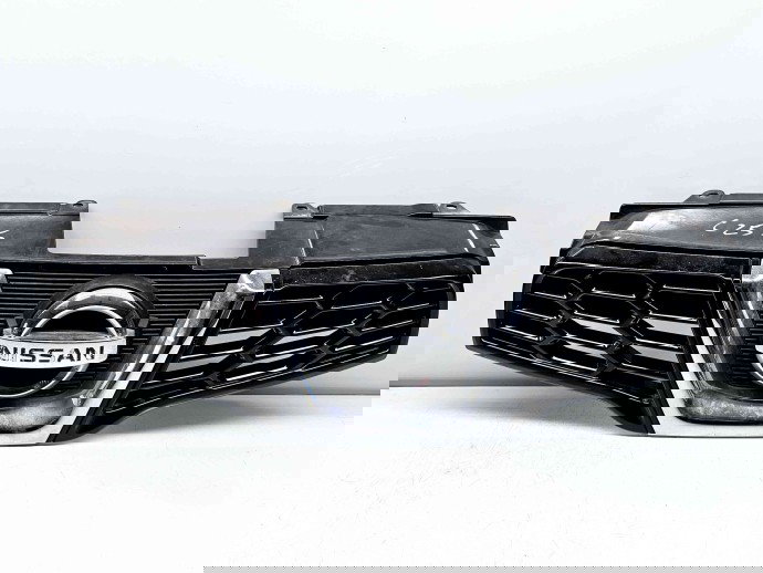 Grila bara fata Nissan Qashqai [Fabr 2007-2014] 62310BR00A