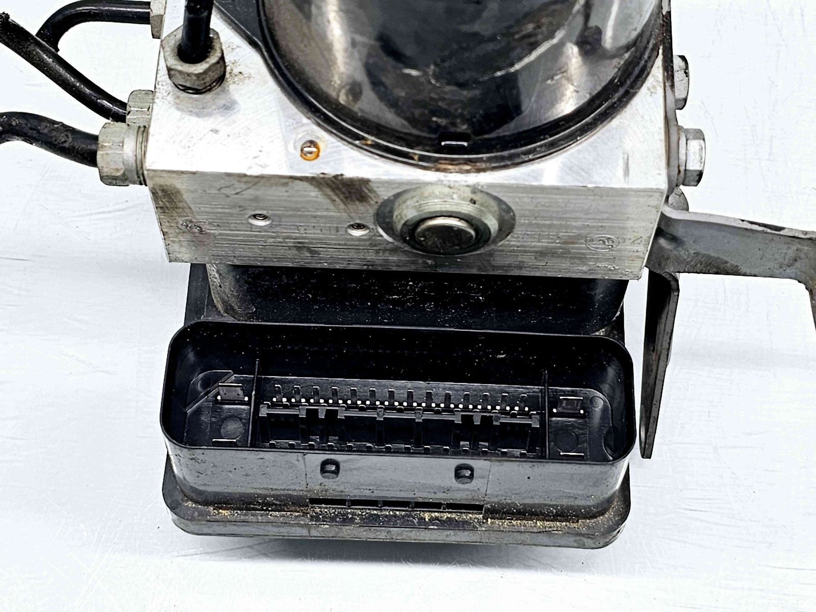 Pompa ABS Bmw 3 Coupe (E92) [Fabr 2005-2011] 6787837 2.0 N47D20 130KW / 177CP - imagine 2