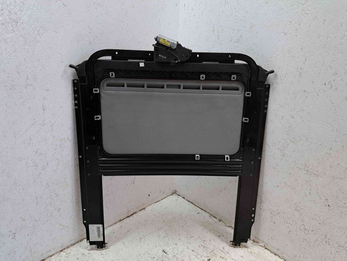 Trapa Volkswagen Touareg (7LA, 7L6) [Fabr 2003-2010] 7L0877041A3