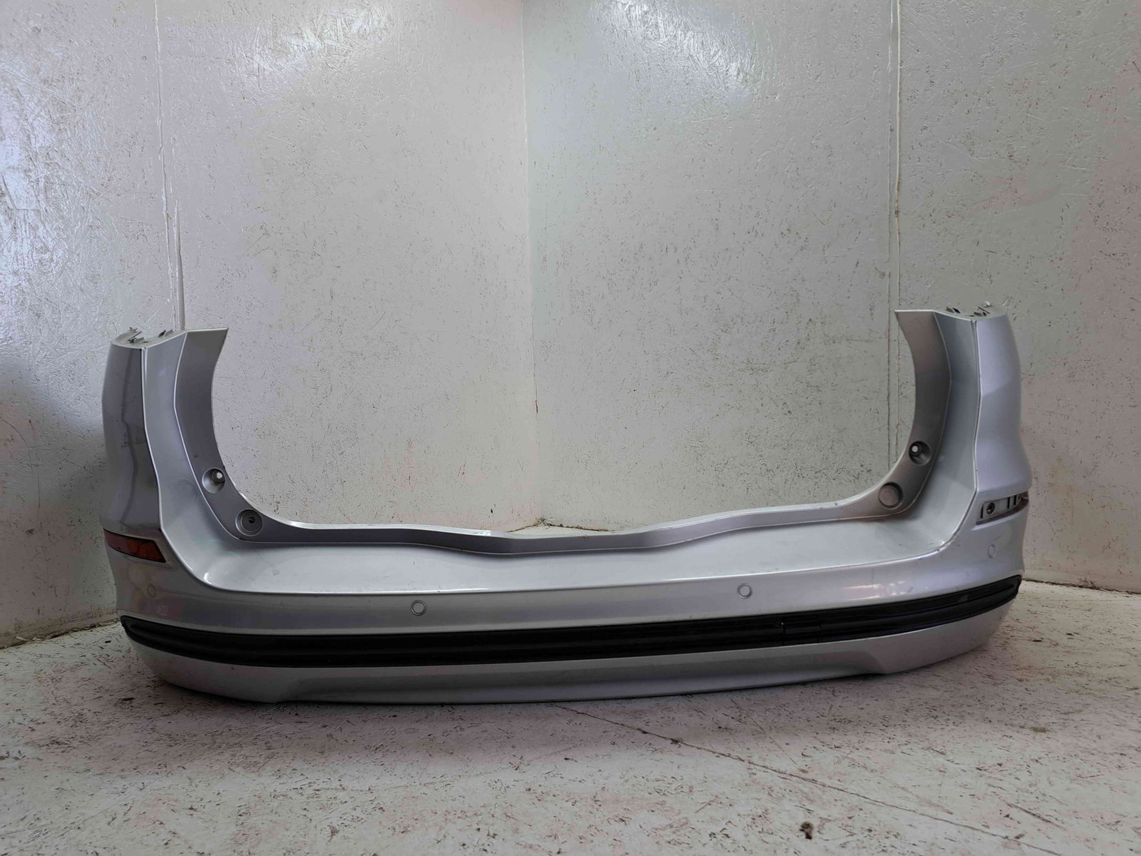 Bara spate Ford Mondeo 5 Combi [Fabr 2014-2022] Moondust Silver Metc - imagine 1