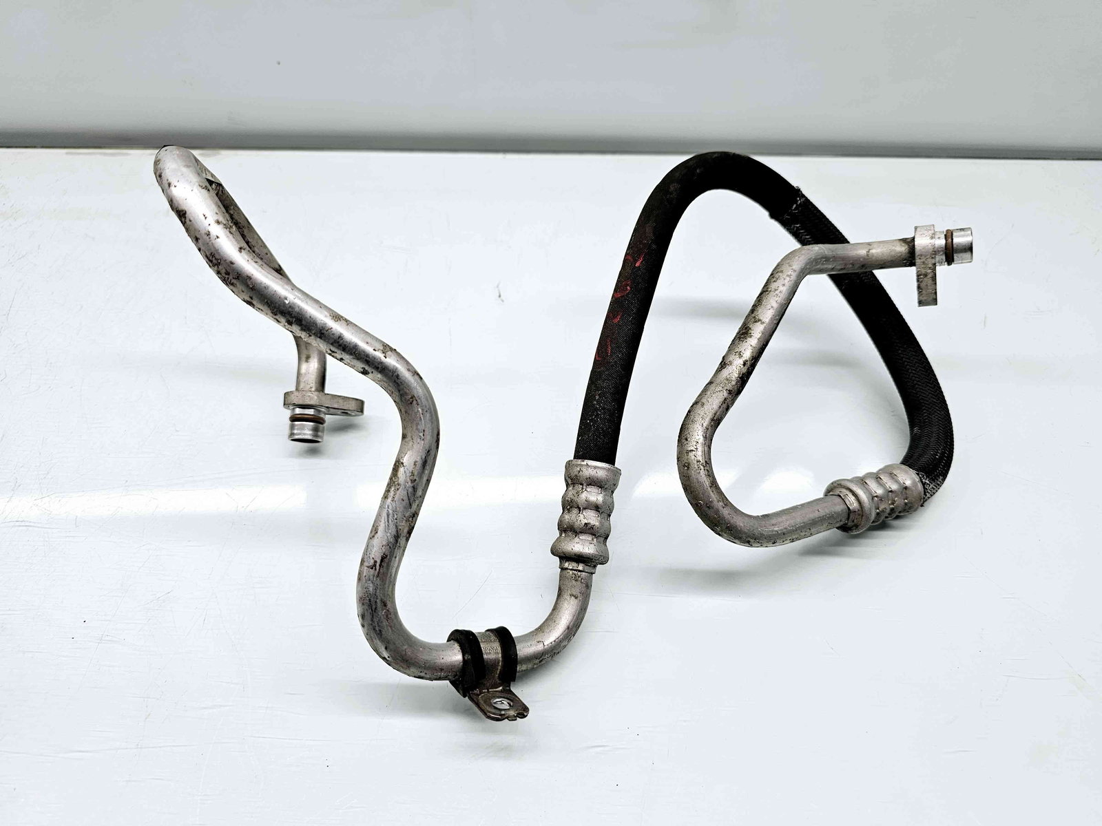 Conducta AC Dacia Duster (PH2, H79) [Fabr 2013-2017] 924900079R 1.2 TCE H5F408 85KW / 116CP