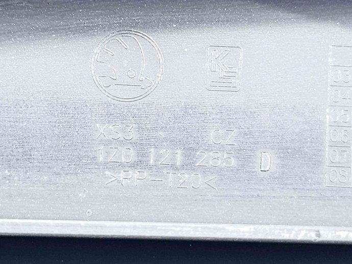 Deflector aer Skoda Octavia 2 Combi (1Z5) [Fabr 2004-2013] 1Z0121285D