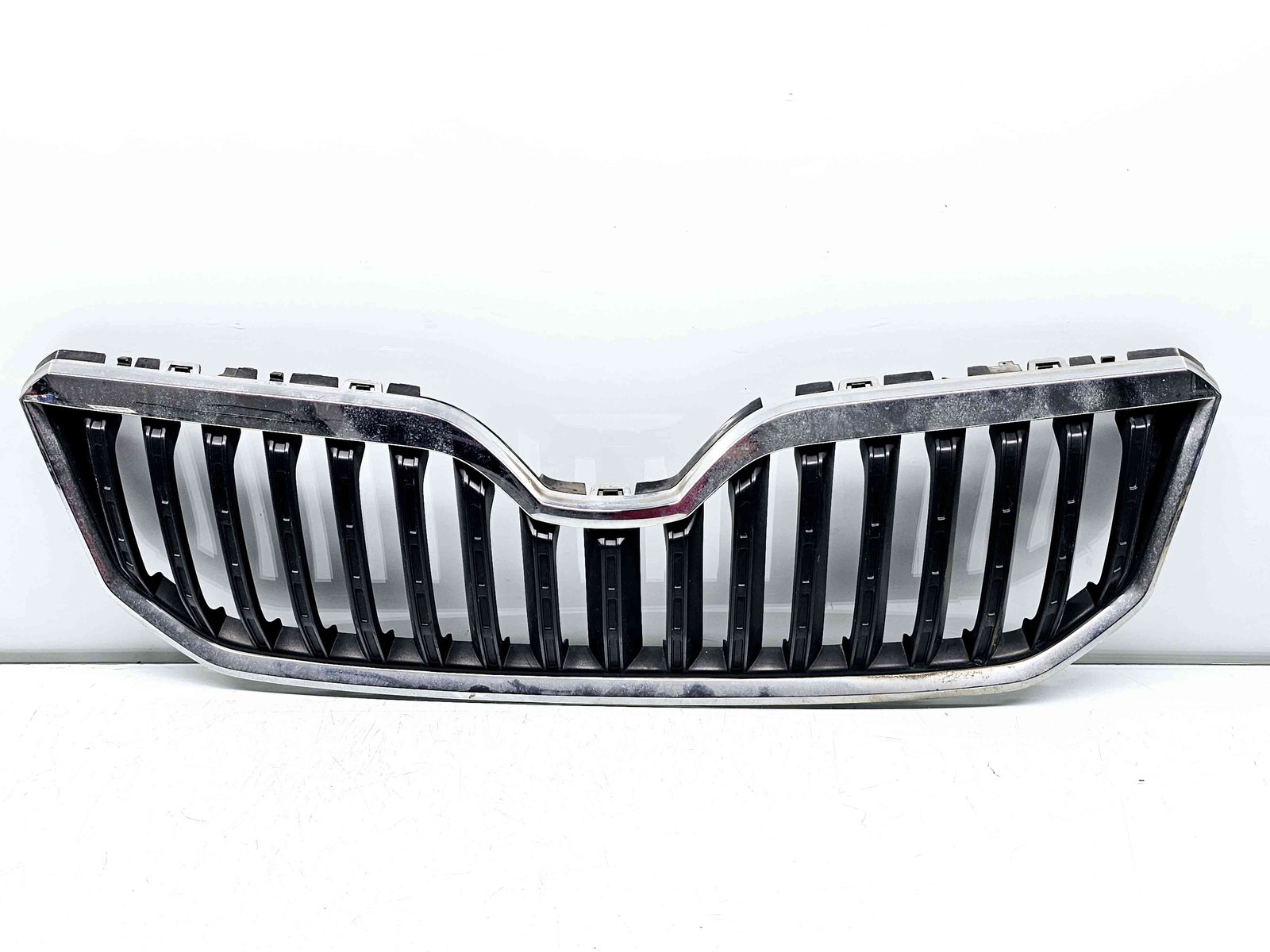 Grila bara fata Skoda Yeti (5L) [Fabr 2009-2020] 5L0853668A - imagine 1