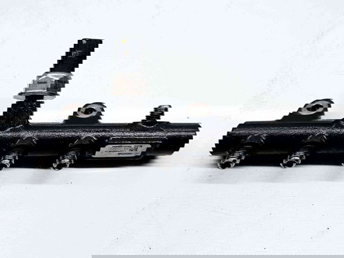 Rampa injectoare  Nissan Qashqai (2) [Fabr 2013-2017] H8201225030 / 175210651R 1.5 DCI K9K 81KW / 110CP 1.5 DCI K9K 81KW / 110CP