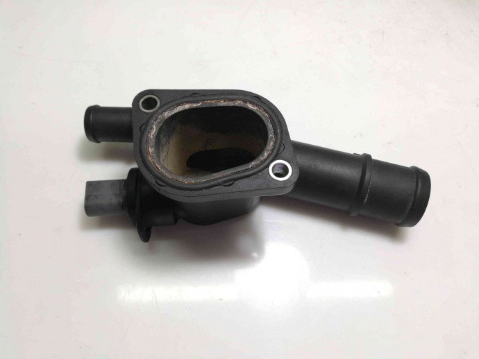 Distribuitor apa Skoda Octavia 2 2.0 BKD 038121132G 2004-2013