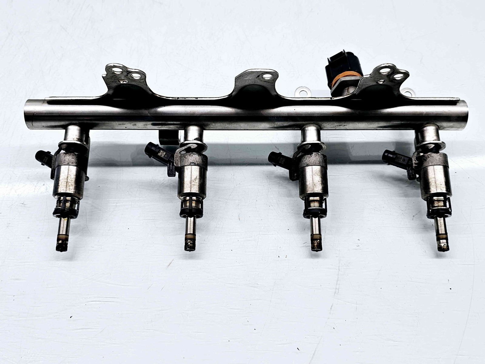 Rampa injectoare AUDI A4 (8K2, B8) [Fabr 2008-2015] 06J133317M 1.8 TFSI CDAA 118KW / 160CP - imagine 1