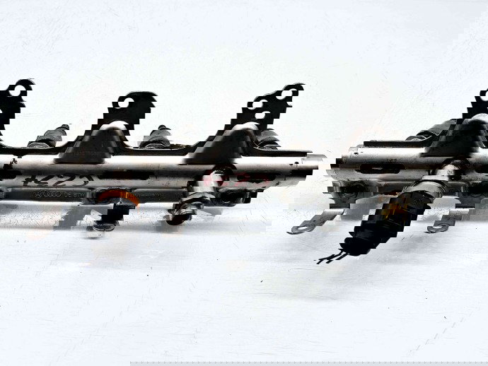 Rampa injectoare AUDI A4 (8K2, B8) [Fabr 2008-2015]  06J133317M 1.8 TFSI CDAA 118KW / 160CP 