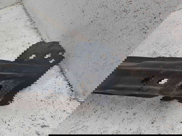 Armatura bara fata Volkswagen Touareg (7LA, 7L6) [Fabr 2003-2010] 7L0807109E