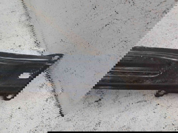 Armatura bara spate Seat Leon (1P1) [Fabr 2005-2011] 5P0807305