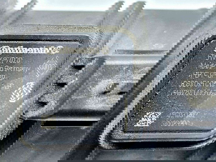 Debitmetru aer Nissan Qashqai [Fabr 2007-2014] 8200651315B 1.5 DCI K9K LH2 81KW / 110CP