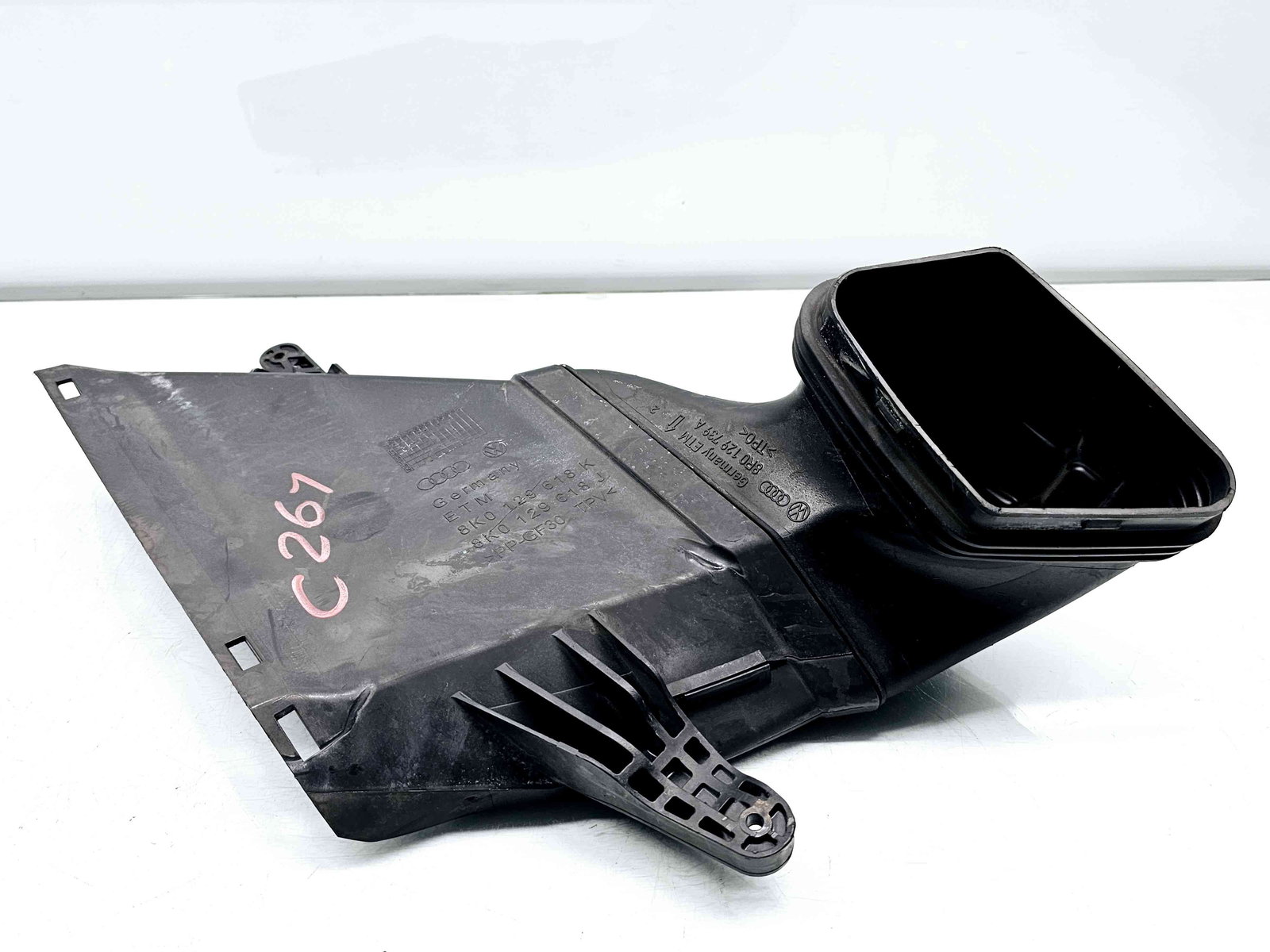 Difuzor captare aer Audi A5 Sportback (8TA) [Fabr 2009-2015] 8K0129618K - imagine 2