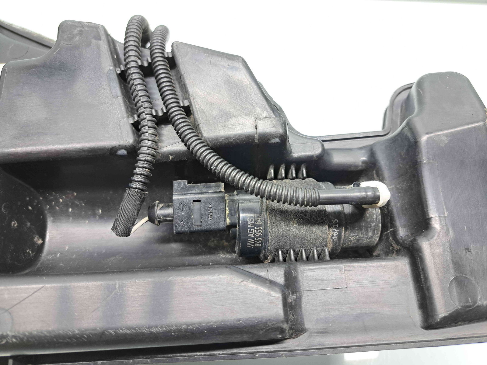 Vas lichid parbriz Audi A4 (8W2, B9) [Fabr 2015-2023] 8W0955451L - imagine 2