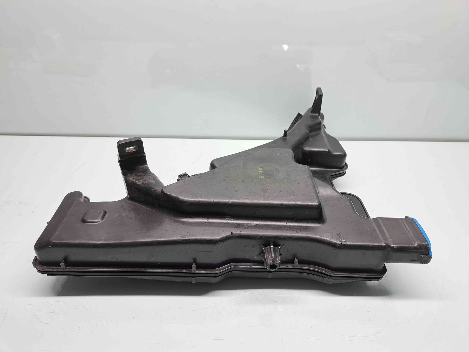 Vas lichid parbriz Audi A4 (8W2, B9) [Fabr 2015-2023] 8W0955451L - imagine 4