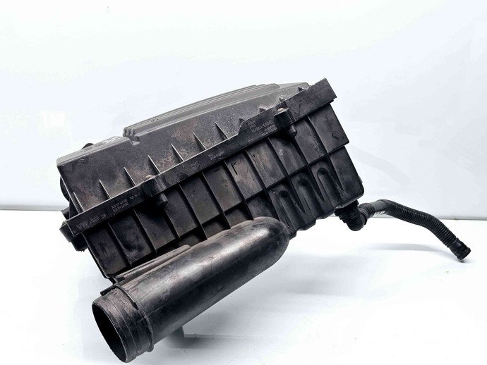 Carcasa filtru aer  AUDI A3 (8P1) [Fabr 2003-2012] 3C0129607BD 1.6 TDI CAYC 77KW / 105CP 