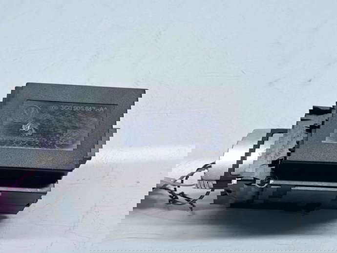   Contact cu cheie Volkswagen  Volkswagen Passat B7 (362) [Fabr 2010-2014] 3C0905843AA  2.0 TDI CFFB103KW / 140CP   