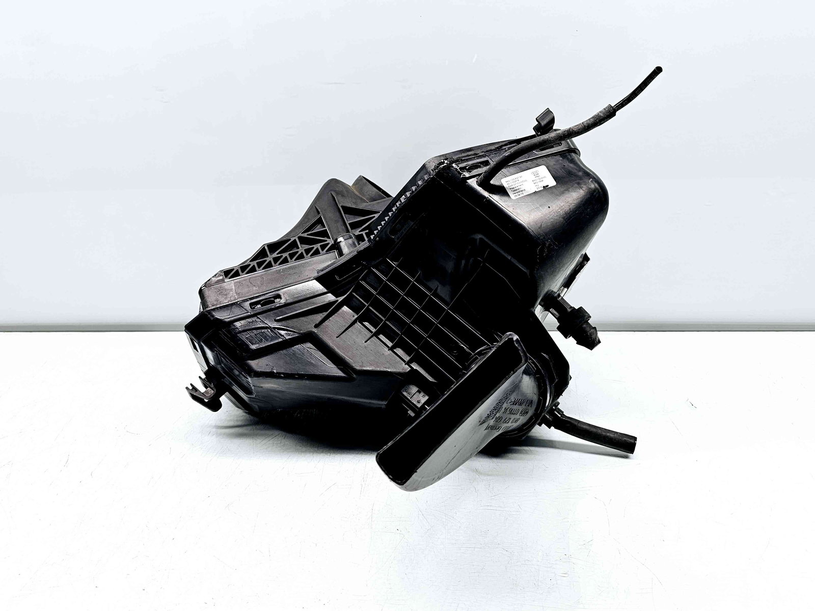 Carcasa filtru aer Audi A5 Sportback (8TA) [Fabr 2009-2015] 1K0133835BM 2.0 TDI CGLC 130KW / 177CP - imagine 3