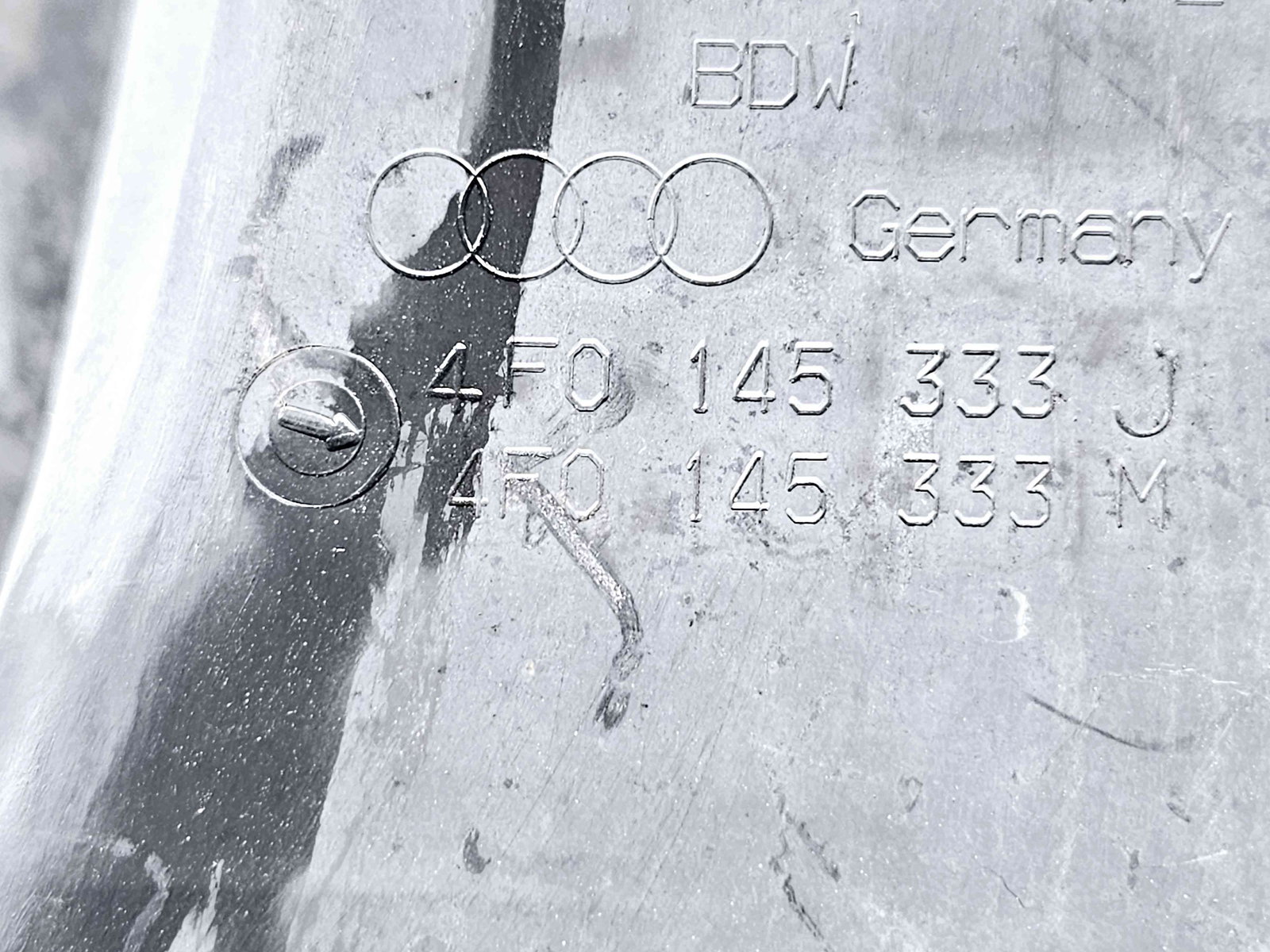 Deflector aer Audi A6 (4F2, C6) facelift [Fabr 2004-2010] 4F0145333J - imagine 4