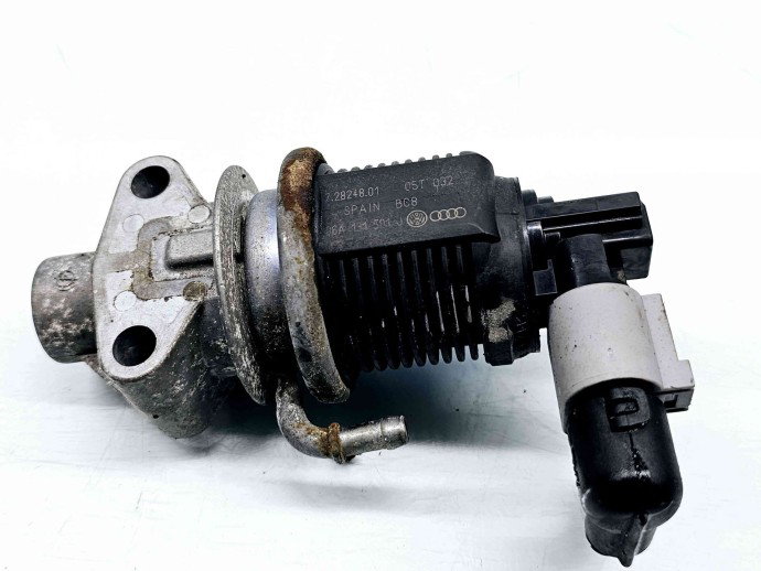 Supapa EGR  AUDI A3 (8P1) [Fabr 2003-2012] 06A131501J 1.6 Benz BGU 75KW / 102CP