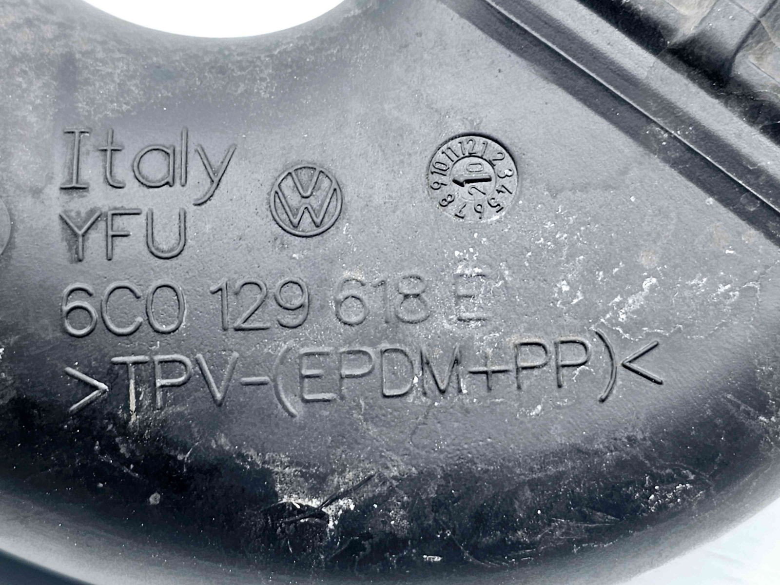 Tub admisie aer Skoda Rapid (NH3) [Fabr 2012-2019] 6C0129618E 1.3 Benz DKLD 70KW / 95CP - imagine 2