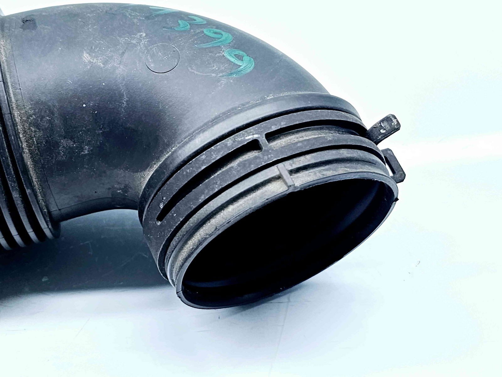 Tub admisie aer Skoda Rapid (NH3) [Fabr 2012-2019] 6C0129618E 1.3 Benz DKLD 70KW / 95CP - imagine 4