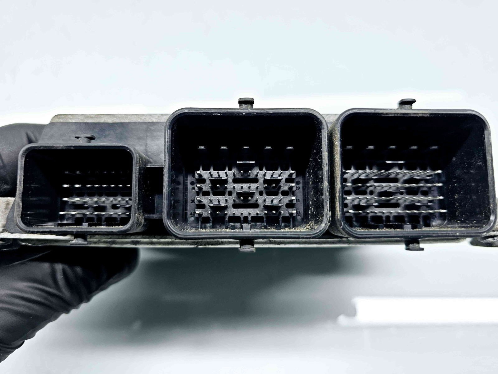 Calculator motor ECU PEUGEOT 208 [Fabr 2012-prezent] 9805895780 1.2 Benz EB2 60KW / 82CP - imagine 4