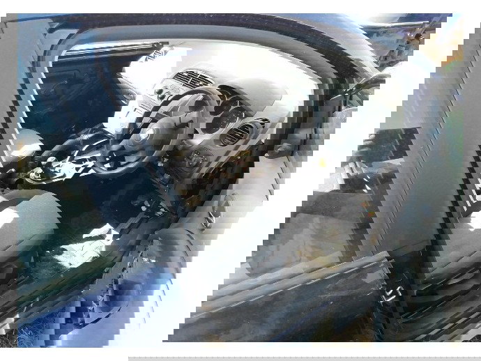 Cheder usa dreapta fata Seat Altea 1.6 benzina BSE OEM 2004-2010