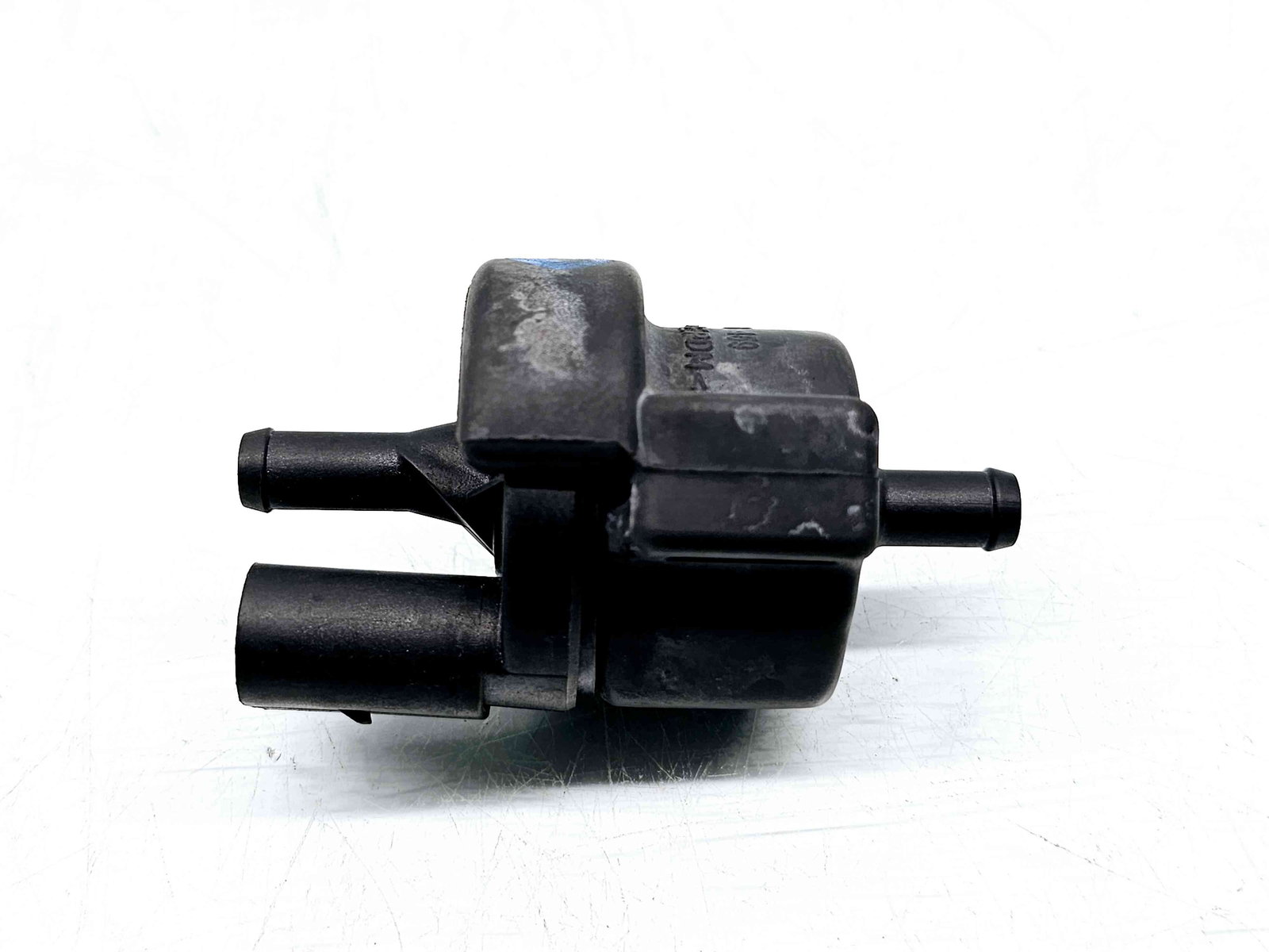 Supapa combustibil Volkswagen Golf 5 (1K1) [Fabr 2004-2008] 058133459 1.6 Benz BAG 85KW / 115CP - imagine 2