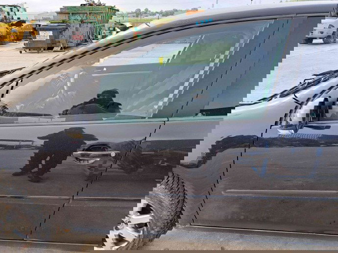 Usa stanga fata Volkswagen Golf 5 (1K1) [Fabr 2004-2008] LC9Z