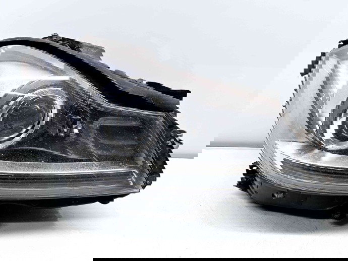  Far dreapta Mercedes Clasa C Coupe (C204) Facelift AMG [Fabr 2011-2015] A2048204639