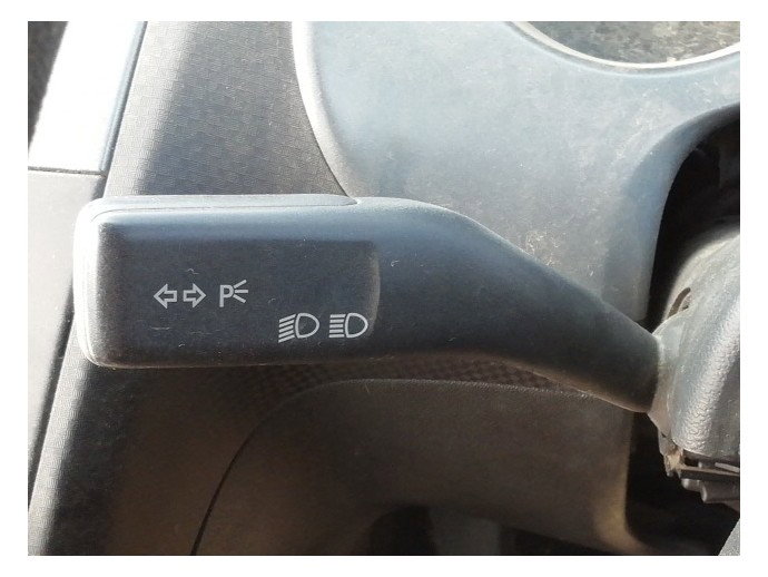 Maneta semnalizare Seat Altea 1.6 benzina BSE OEM 2004-2010